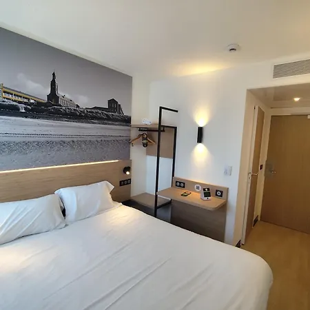 Отель Berck-sur-mer Rang-du-fliers 3*