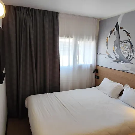 Отель Berck-sur-mer Rang-du-fliers 3*